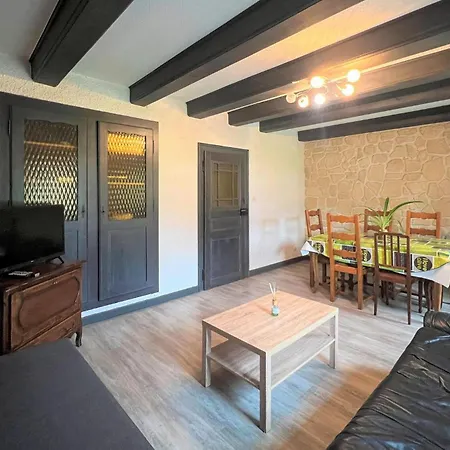 Amazing In With Kitchen Holiday home *