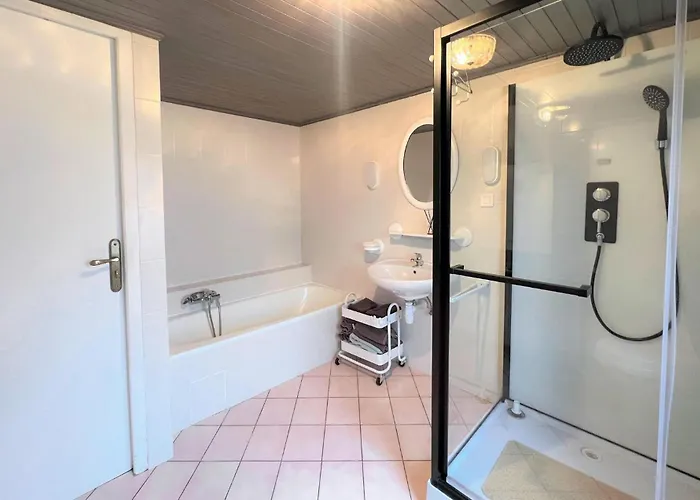 Дом отдыха Amazing In With Kitchen Walscheid