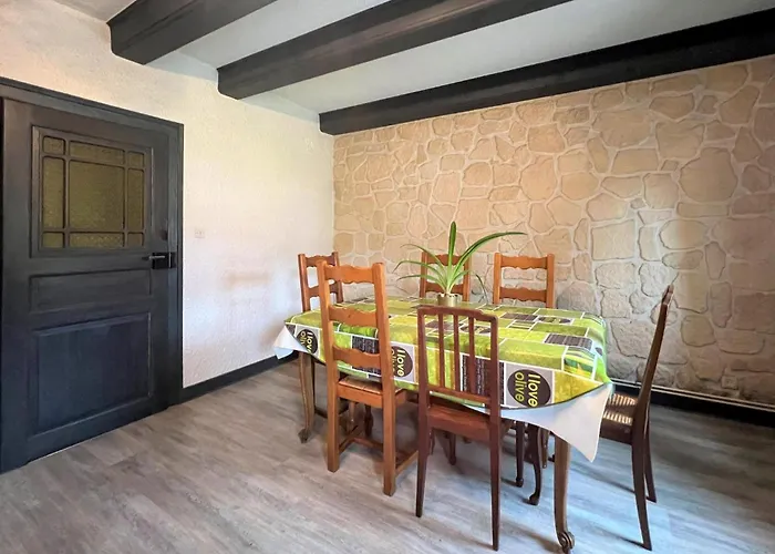 Дом отдыха Amazing In With Kitchen